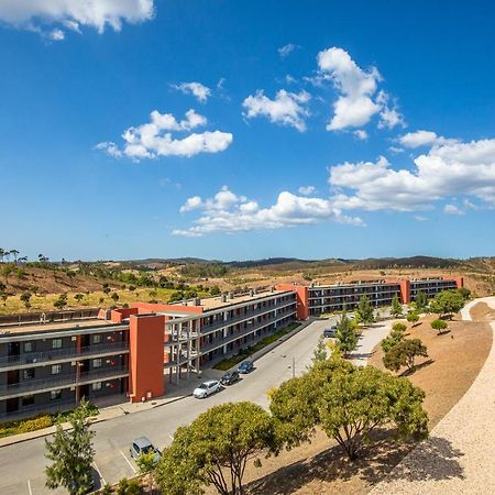 Algarve Race Resort - Apartments Portimão Exterior foto